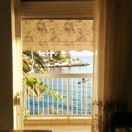 Ketis Smile Apartment Skala Marion